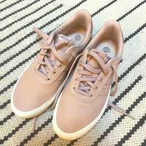 Blush adidas